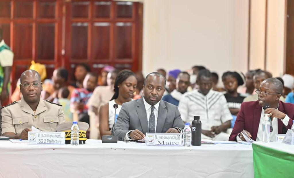 Session extraordinaire du conseil municipal de Grand-Bassam