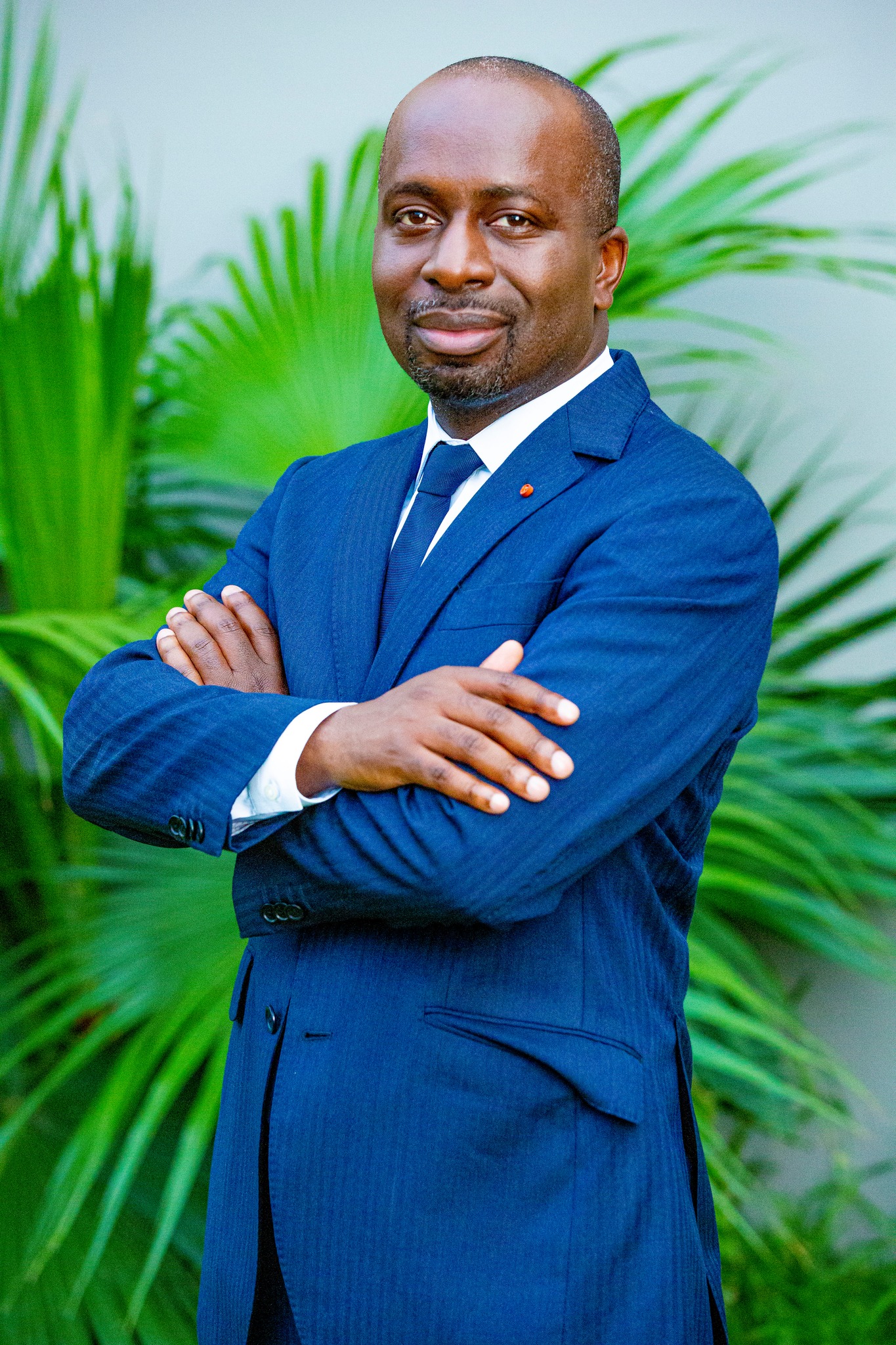 𝑰𝒏𝒗𝒆𝒔𝒕𝒊𝒓 𝒅𝒂𝒏𝒔 𝒍’𝒆́𝒄𝒐𝒏𝒐𝒎𝒊𝒆 𝒃𝒍𝒆𝒖𝒆 : 𝒒𝒖𝒂𝒏𝒅 𝒍’𝑨𝒇𝒓𝒊𝒒𝒖𝒆 𝒆́𝒄𝒐𝒖𝒕𝒆 𝒍𝒂 𝒔𝒄𝒊𝒆𝒏𝒄𝒆 𝒆𝒕 𝒂𝒈𝒊𝒕 𝒑𝒐𝒖𝒓 𝒔𝒐𝒏 𝒂𝒗𝒆𝒏𝒊𝒓